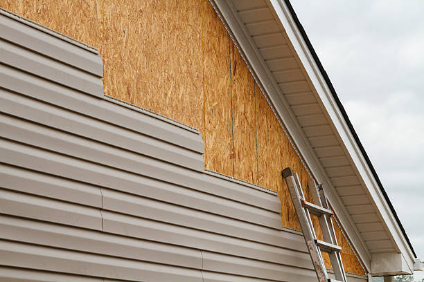 Professional Siding Contractor technician working in Chesterfield, VA